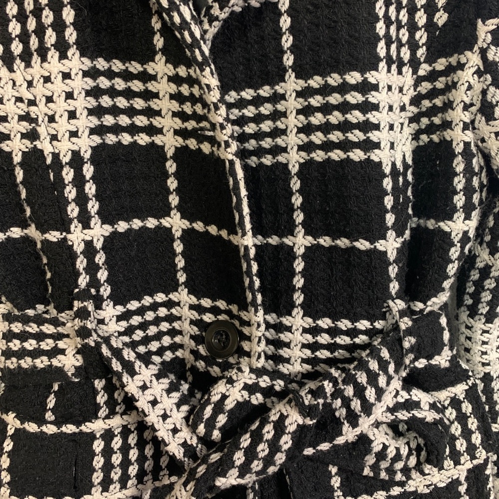 Forever 21 black and white plaid pea coat medium - Picture 4 of 4